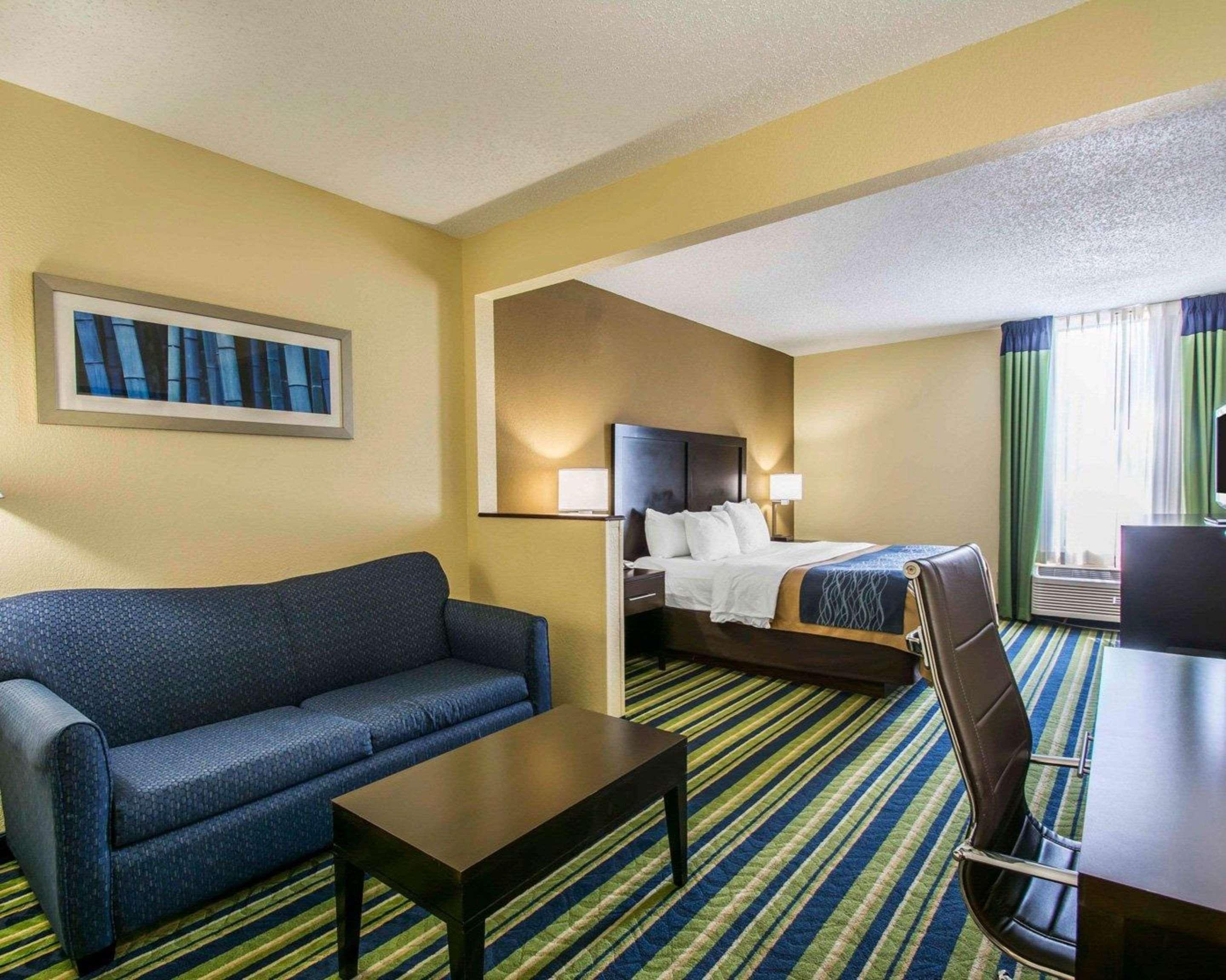 Comfort Inn & Suites Lantana - West Palm Beach South Экстерьер фото