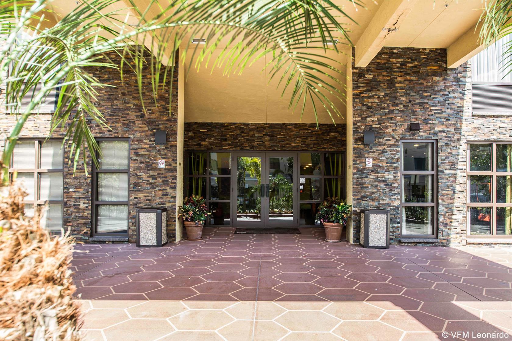 Comfort Inn & Suites Lantana - West Palm Beach South Экстерьер фото