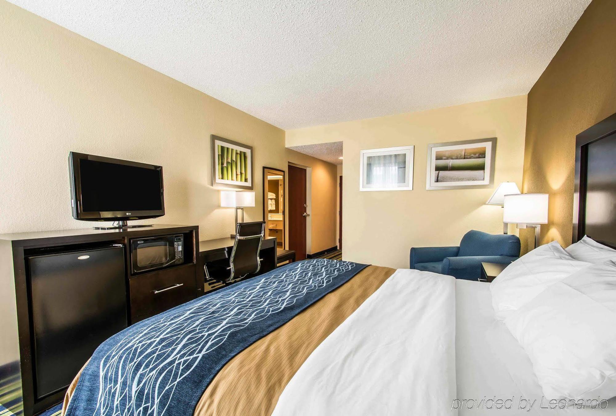 Comfort Inn & Suites Lantana - West Palm Beach South Экстерьер фото