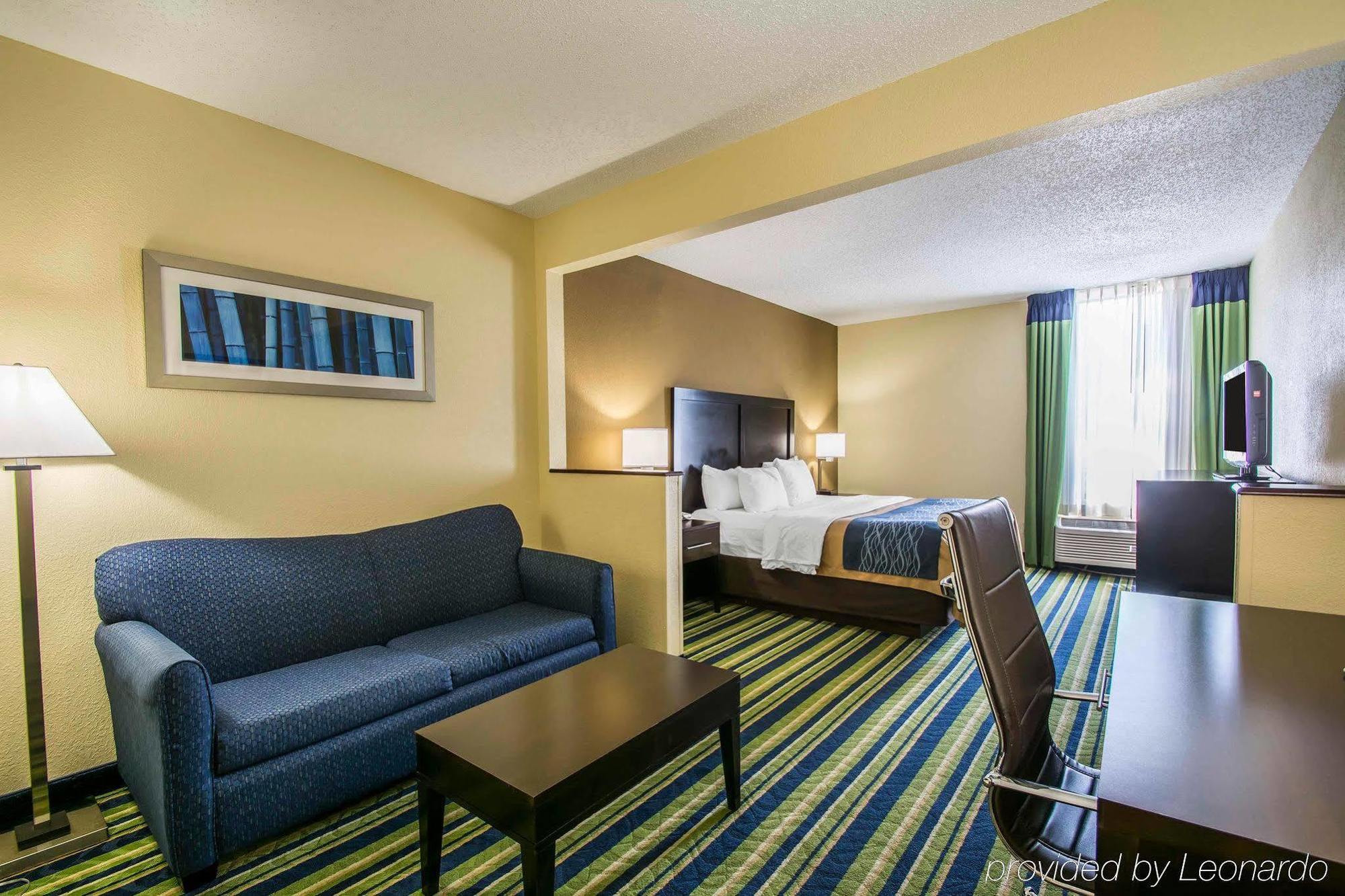 Comfort Inn & Suites Lantana - West Palm Beach South Экстерьер фото