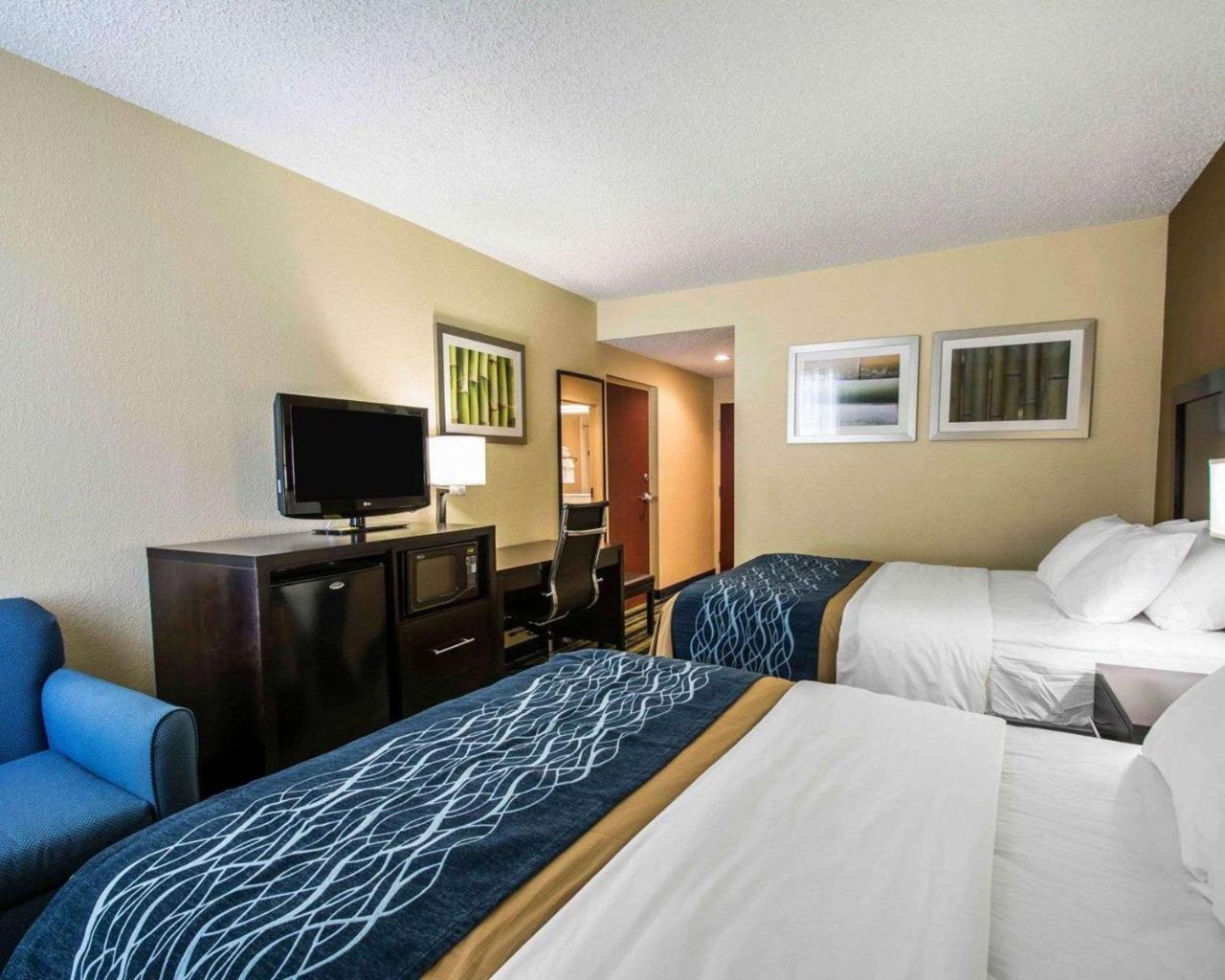 Comfort Inn & Suites Lantana - West Palm Beach South Экстерьер фото